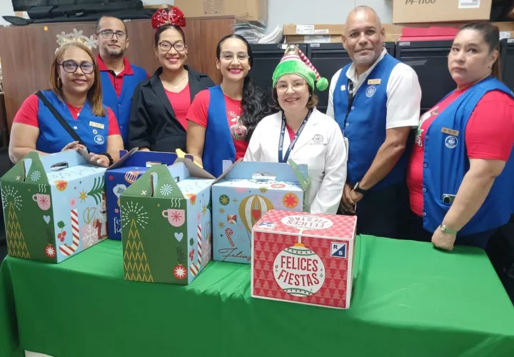 La directora médica, Dra. Rose Mary Ramos Cruz, agradeció a todos los colaboradores, resaltando la empatía, la vocación de servicio y el valor del acompañamiento humano.