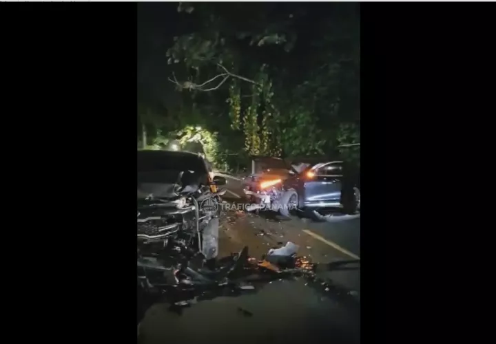 En el accidente en Clayton se vieron involucrados dos vehículos.  /  Imagen TCP