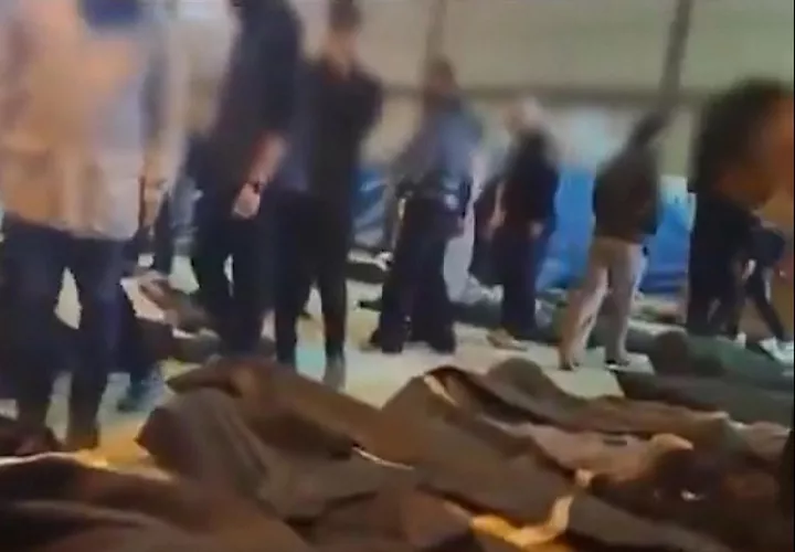 En Rasht, uno de los principales centros de las protestas, un testigo describió una represión generalizada y asesinatos de manifestantes. Foto: EFE