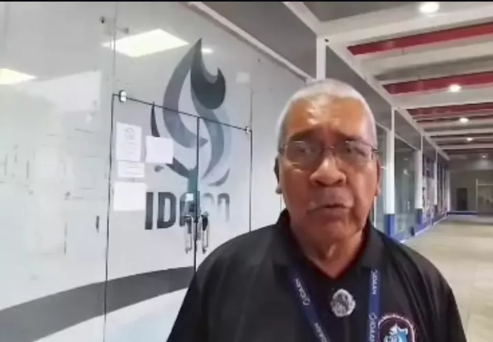 José González, dirigente de los trabajadores del Idaan en Colón, informó que durante una reunión sostenida se les explicó que el bono no estaba en gaceta oficial. Foto: Diómedes Sánchez