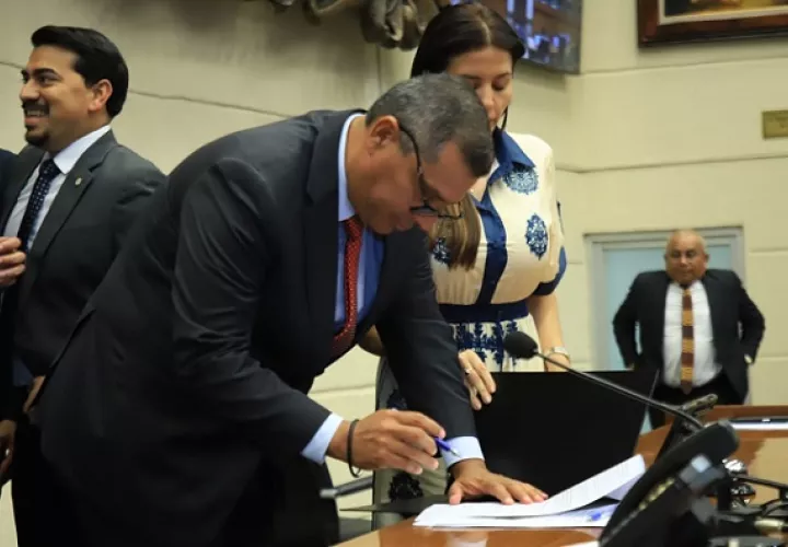 Actualmente, 120 centros de salud a nivel nacional mantienen un horario extendido.  /  Foto: Asamblea