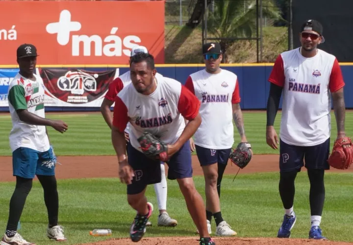 El equipo de los Federales de Chiriquí ha estado trabajando en el Estadio Nacional Rod Carew para la Serie del Caribe, en México. Foto: Probeis