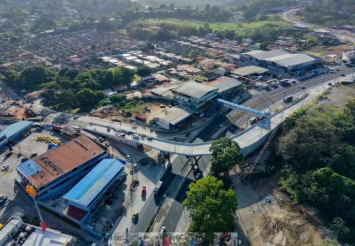 Se prevé que a mediados del mes de febrero estén concluidos los retornos, aceras y rotondas.