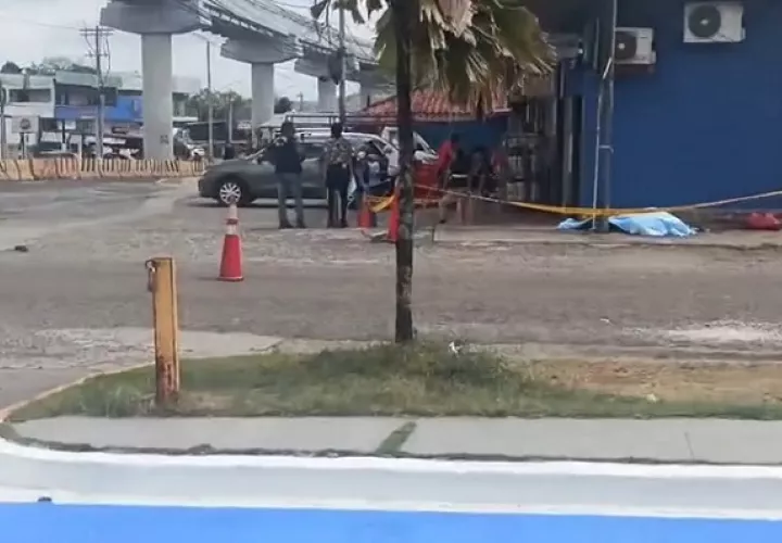 La víctima murió desangrada en la escena.  /  Foto: Eric Montenegro