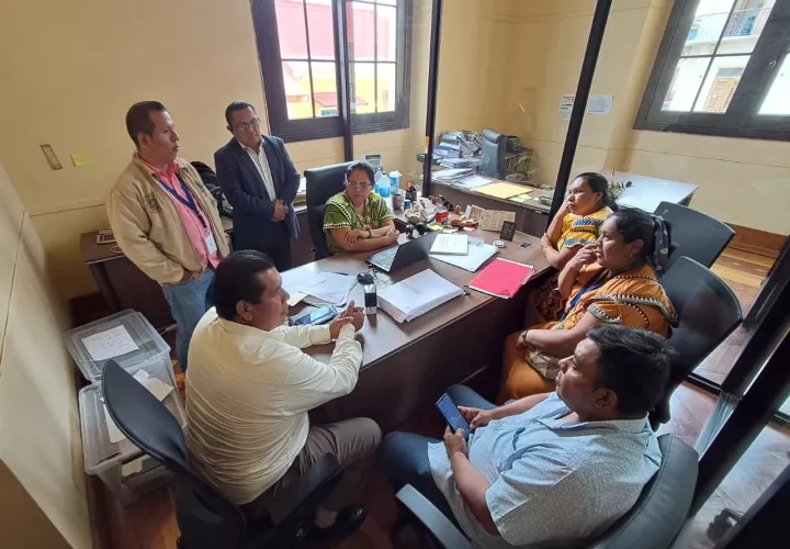 Durante la reunión se habló claro sobre el estatus real de los proyectos que se ejecutan dentro de la comarca