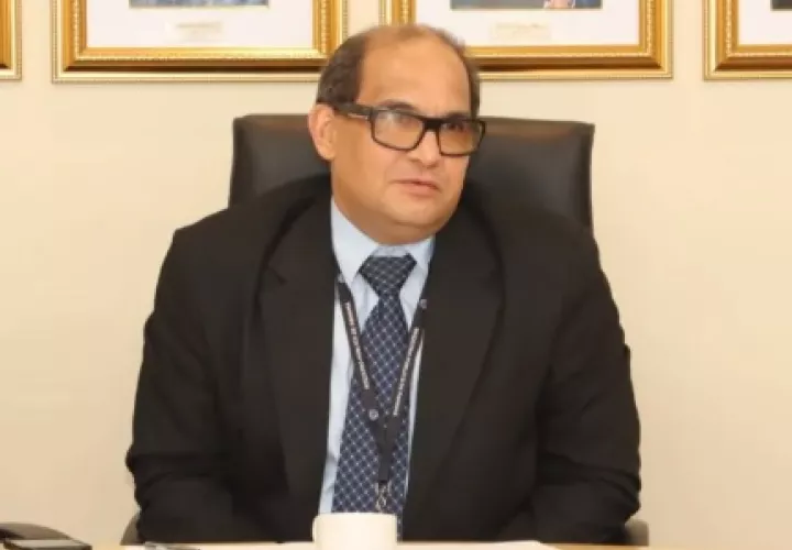 Jean Pierre Chavalier presentó su renuncia hoy. 