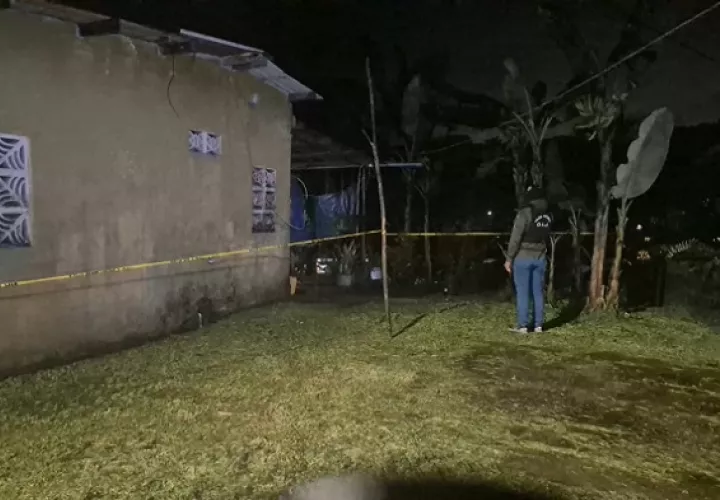 La víctima se encontraba fuera de una casa, cerca de un árbol, cuando llegó una persona y le realizó varios disparos que terminaron con su vida.  /  Foto archivo: Diómedes Sánchez