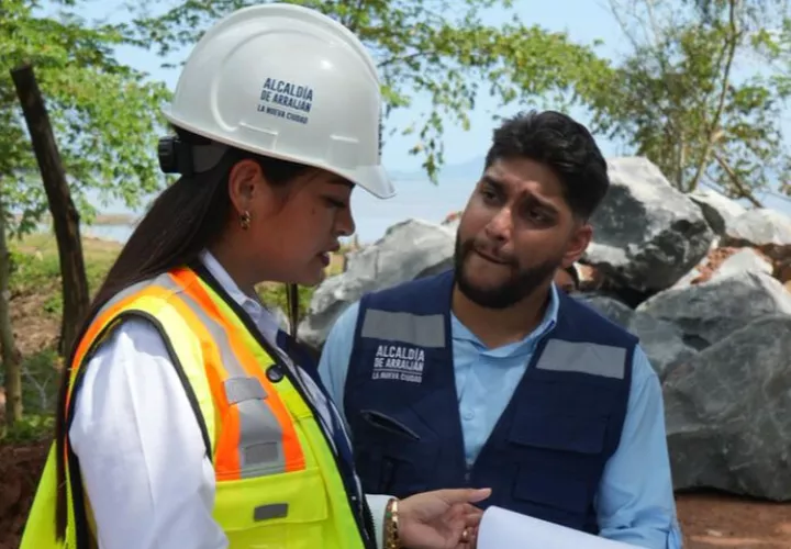 Las irregularidades fueron detectadas durante evaluaciones técnicas, administrativas y legales realizadas entre los comerciantes ubicados en esta zona. Foto: Cortesía