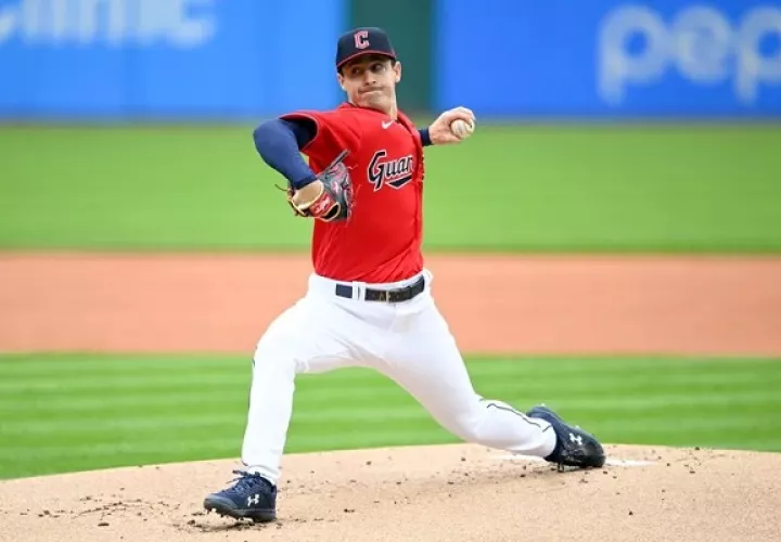 El lanzador zurdo de los Guardianes de Cleveland, Logan Allen, jugará por Panamá.