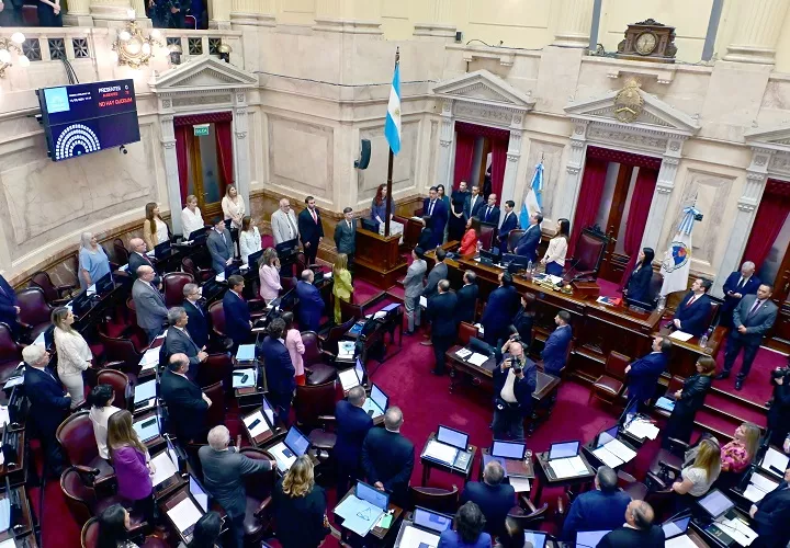 La huelga contará con la adhesión de los principales gremios del transporte, lo que anticipa una paralización casi total de los servicios por 24 horas.