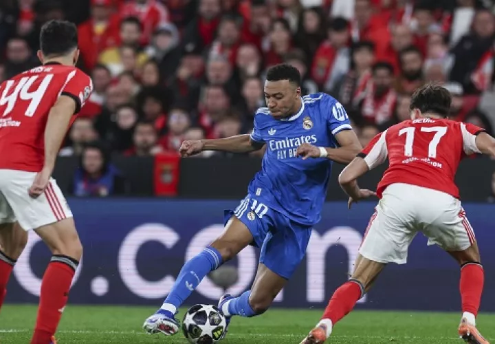 El partido de vuelta por el pase a octavos de final de la Liga de Campeones de la UEFA se disputará el miércoles 25 de febrero en el Santiago Bernabéu, en Madrid. Foto: EFE