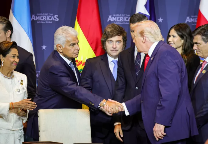 El presidente José Raúl Mulino saluda a su homólogo Donald Trump. Foto: Cortesía