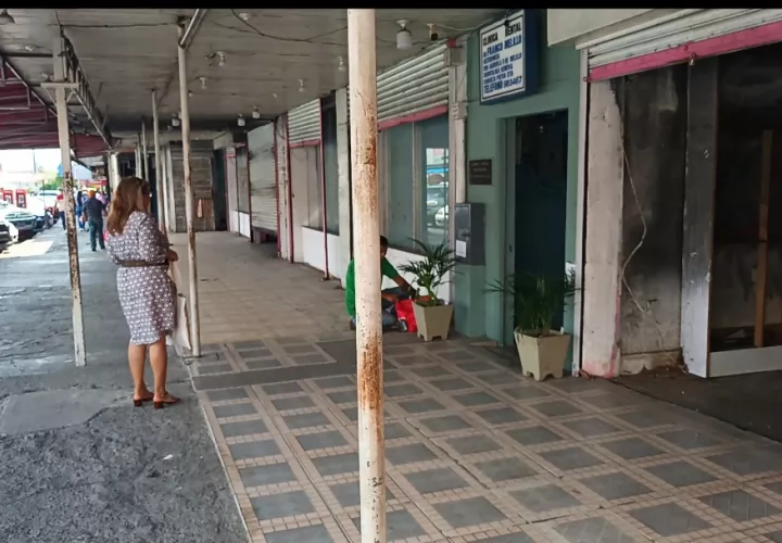 Vicenta Melillo, integrante de la familia propietaria del inmueble, explicó que actualmente existe un proceso judicial en curso para esclarecer lo sucedido.