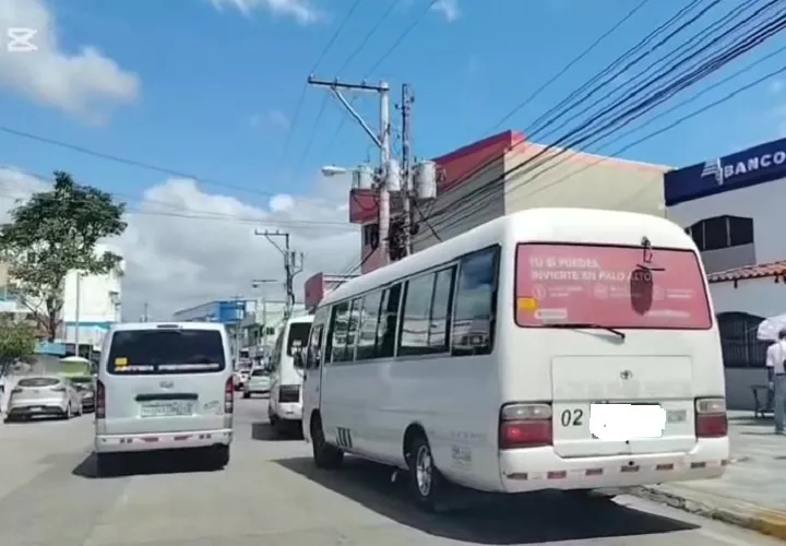  La sociedad civil de Penonomé considera urgente encontrar una solución que permita retomar el orden y garantizar un servicio de transporte adecuado para la población. Foto. Eric Montenegro