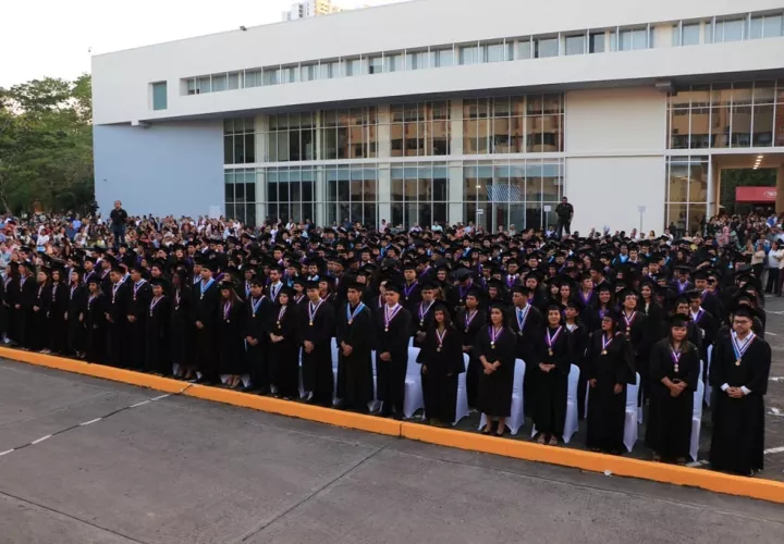 Desde el año 1981 al 2025, la UTP ha entregado al país unos 100 mil profesionales. Foto: Cortesía