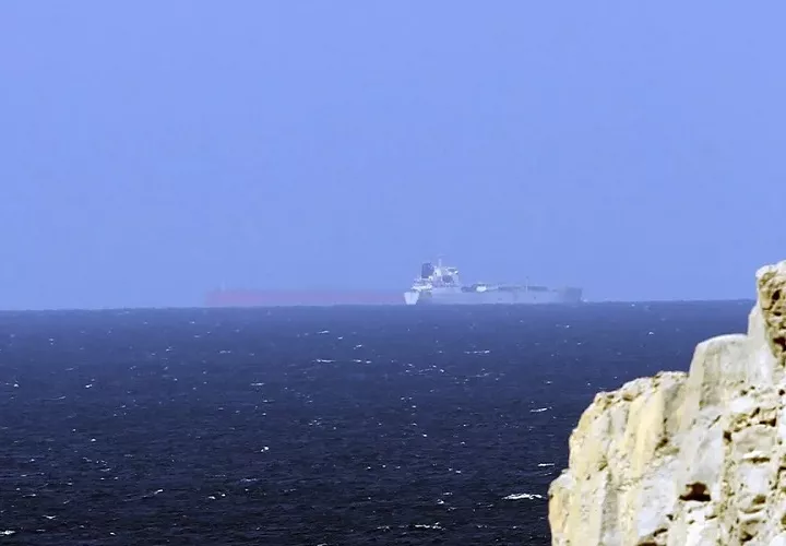 India, importa aproximadamente el 60% de sus necesidades del  Gas Licuado de Petróleo GLP, y de ese volumen, el 90% transita obligatoriamente por el estrecho de Ormuz. Foto. EFE