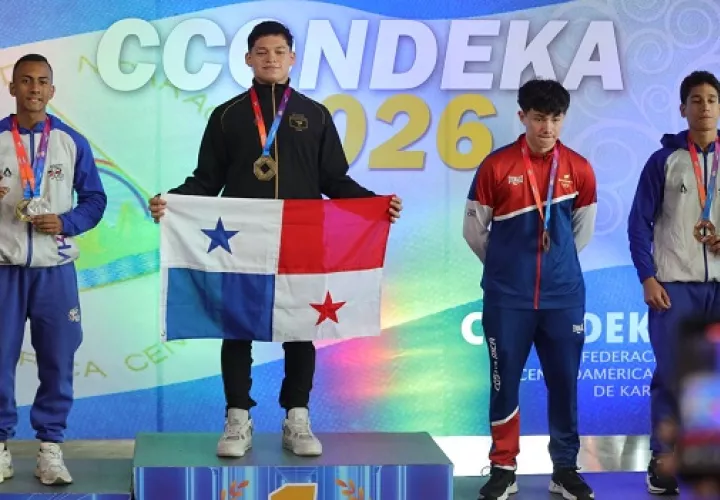 Ganó el oro en Centroamericano de Karate. Foto: Cortesía