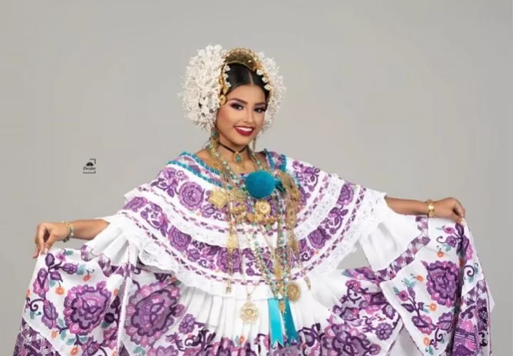 Este año, Amaellys Miranda Núñez fue electa como la reina del festival y se confiesa como una apasionada por el folclor y las tradiciones panameñas.