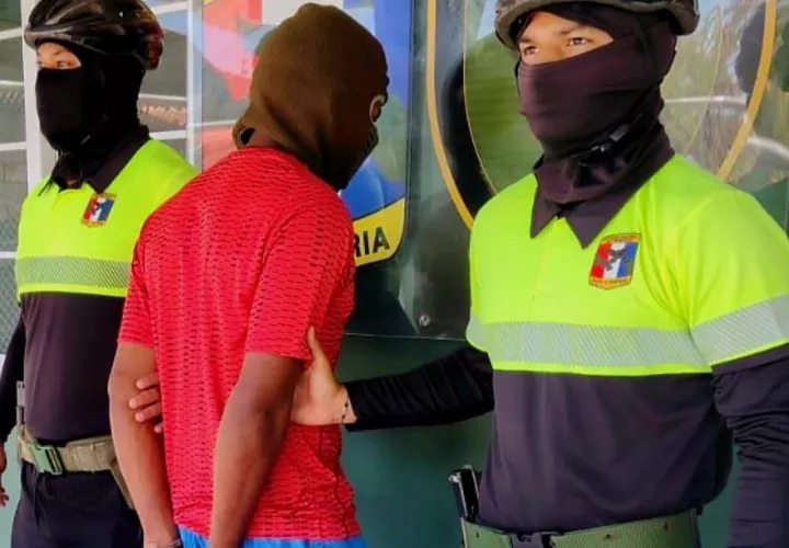 El ciudadano fue remitido a la autoridad competente. Foto: Cortesía 