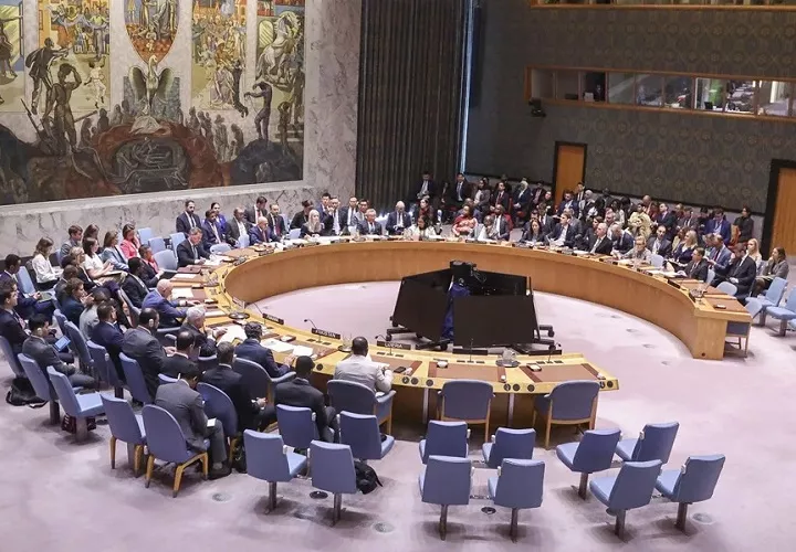 El texto, presentado por Arabia Saudí, Baréin, Emiratos Árabes Unidos, Jordania, Kuwait y Catar, alentaba a “coordinar medidas de carácter defensivo. Foto. EFE