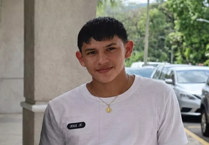 Christian Anel Ortega Soto, fue visto por última vez a eso de las 7:30 a. m. de sábado.  /  Foto: MP mejorad con IA