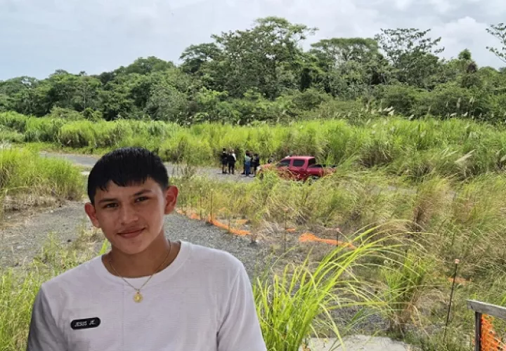 El menor se encuentra desaparecido desde el sábado.  /  Fotocomposición: Diómedes Sánchez / MP