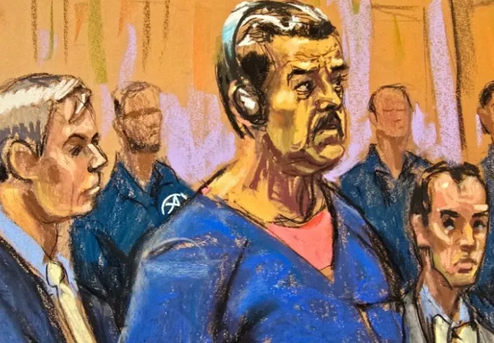 La defensa de Maduro y su esposa, Cilia Flores, solicitó que la Fiscalía les entregara las pruebas a las que tienen derecho antes del juicio, un proceso conocido como ‘discovery’ (descubrimiento), por lo que esta orden clasifica y regula toda esa evidencia.