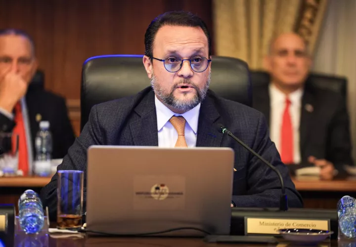 Ministro de Comercio, Julio Moltó. 