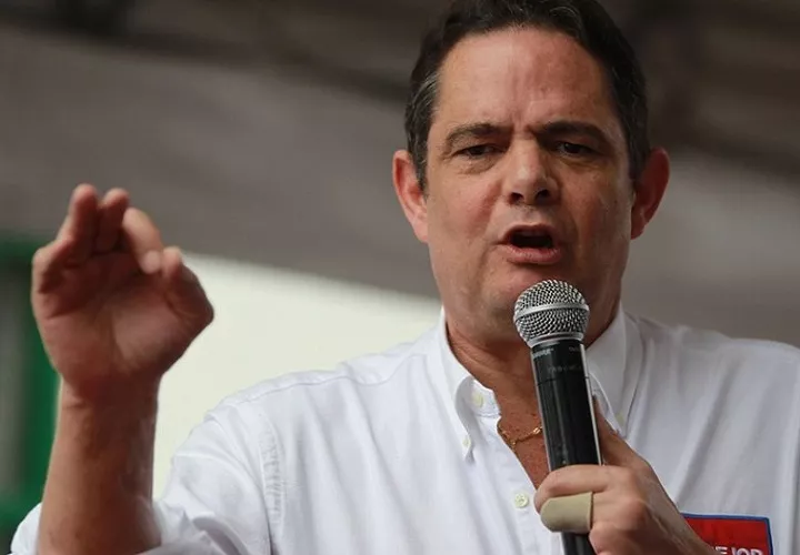 La figura del exvicepresidente colombiano Germán Vargas Lleras, fallecido ayer viernes en Bogotá a los 64 años, fue exaltada por la clase política. Foto. EFE