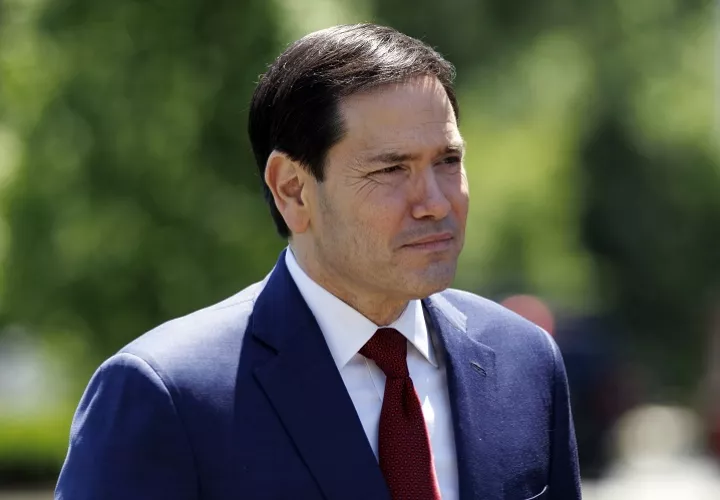 El comunicado insiste en que Marco Rubio ha realizado numerosas ofertas privadas a las autoridades de La Habana, entre ellas el apoyo para un servicio de internet satelital gratuito y los mencionados $100 millones en asistencia humanitaria directa. FOTO. EFE