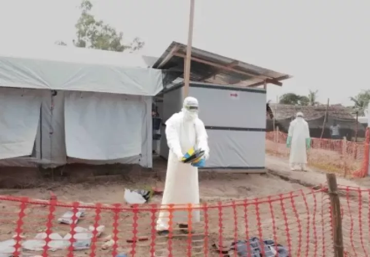 La República Democrática del Congo eleva a 134 las muertes sospechosas por el brote de ébola en el este del país.
