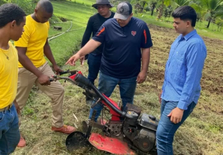 La actividad se realizó con el apoyo del productor Iván Ruíz, en una finca ubicada en el corregimiento de Cacique.
