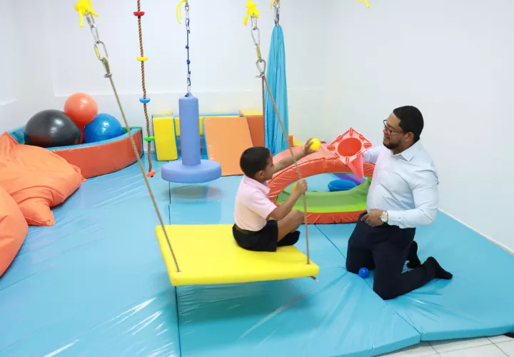 Actualmente, el IPHE tiene presencia en 21 sedes y Escuelas de la Comunidad, llegando a 73 distritos y más de 220 corregimientos en todo Panamá.