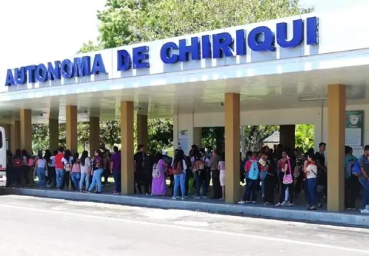 Universidad Autónoma de Chiriquí. 