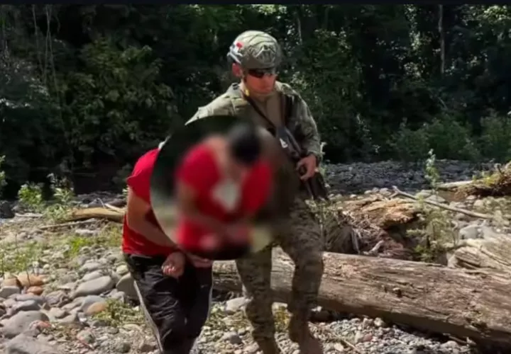 Las autoridades de Panamá capturaron a seis ciudadanos colombianos acusados de practicar la minería ilegal en la selva del Darién.