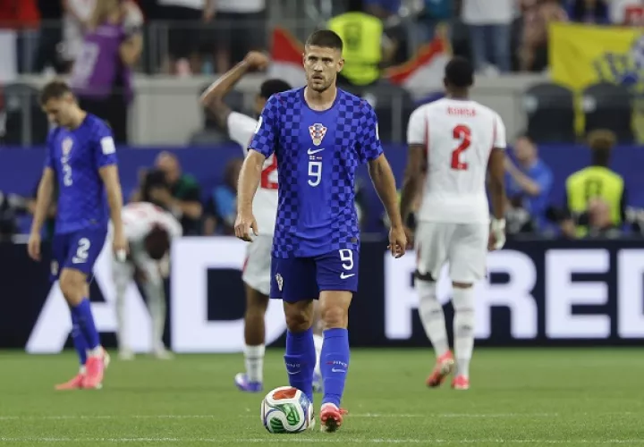 El croata Andrej Kramaric (9) durante el partido ante Inglaterra. Foto: EFE