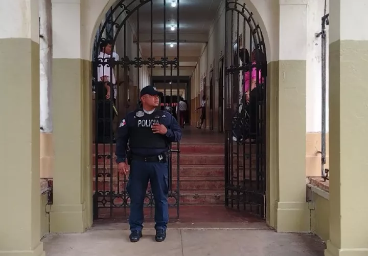 Muchos de los detonantes que se dan en los centros educativos inician desde las casas y los barrios, y luego se desbordan en los planteles.  / Foto: Diómedes Sánchez