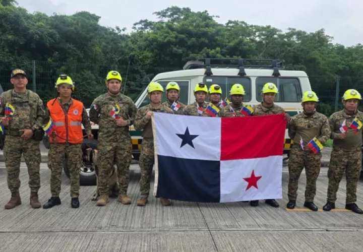 Panamá tiene listo un total de 61 rescatistas, y un segundo grupo partirá en la tarde para reforzar las labores en las zonas más golpeadas por los sismos.