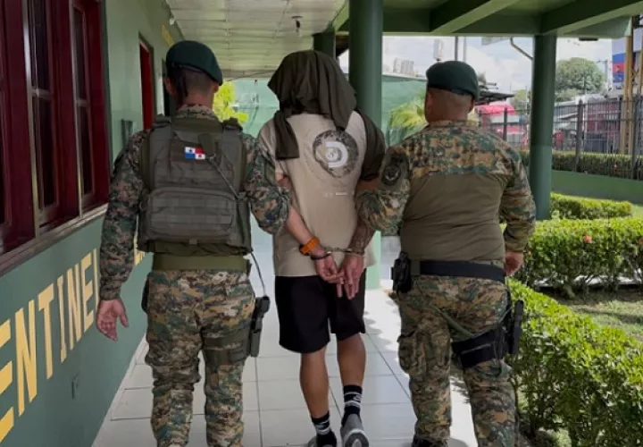 El sospechoso fue remitido al Ministerio Público.  /  Foto: Senafront