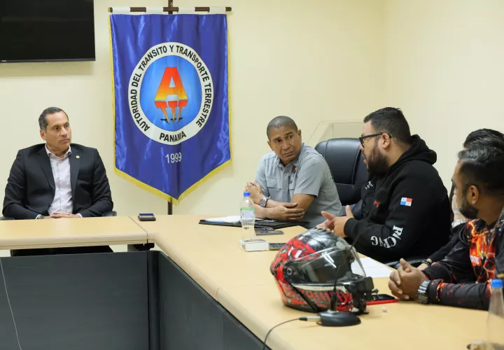 Las autoridades y representantes de motociclistas coordinarán acciones para mejorar la seguridad vial y reducir la cantidad de siniestros en el país.