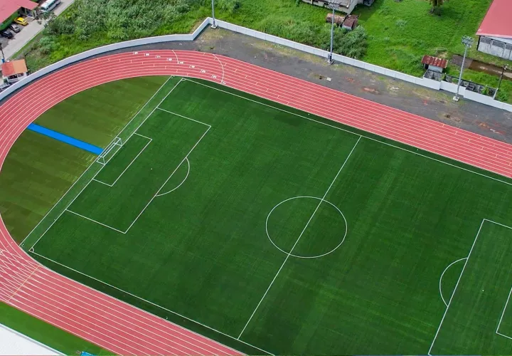 Cancha del Estadio Armando Dely Valdés. Foto: @presidenciapma