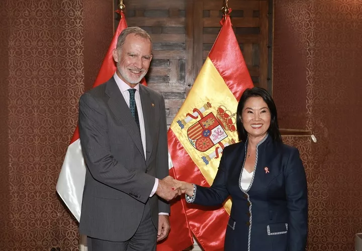 En total hay diez jefes de Estado y de Gobierno que llegaron a Perú para la ceremonia, entre ellos el rey de España, Felipe VI; y los presidente