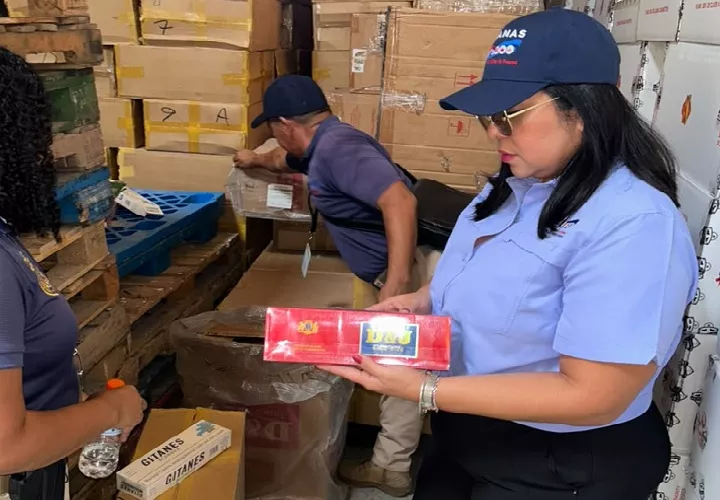 Entre los resultados preliminares, las autoridades identificaron productos correspondientes a nueve marcas reconocidas, de los cuales varios no contaban con los sellos, etiquetas u otros elementos de identificación requeridos por ley. Foto. Cortesía