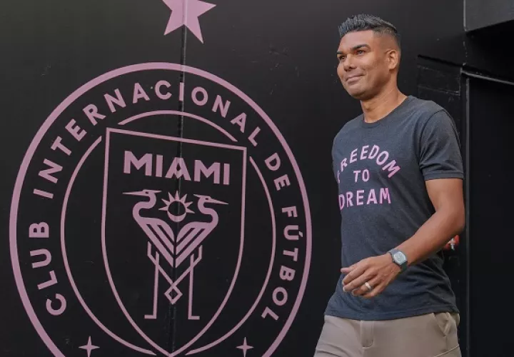 Casemiro durante su presentación oficial con el Inter Miami. Foto: EFE