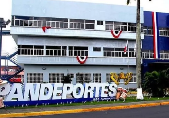 Auditores de la Contraloría General de la Nación le cayeron a Pandeportes.