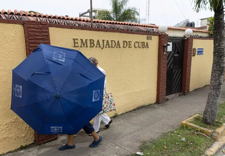 El jefe de la diplomacia cubana Bruno Rodríguez, afirmó que "no existe motivo alguno que justifique esta decisión de las autoridades dominicanas". Foto. EFE