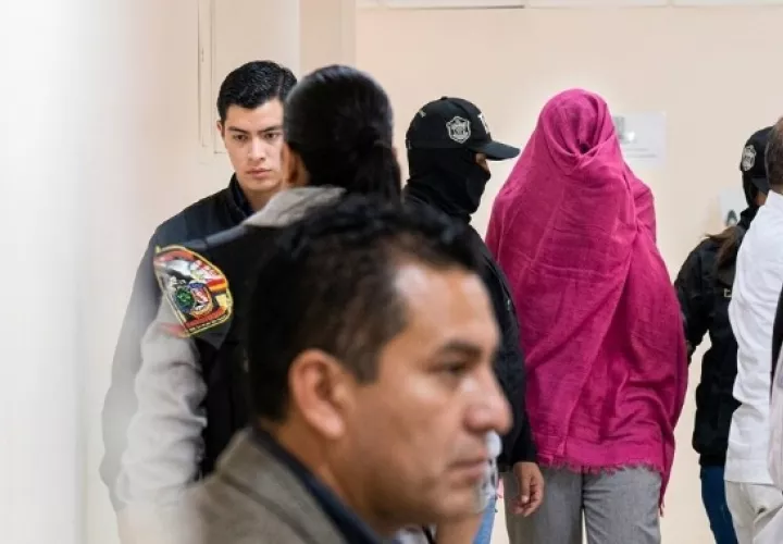 Ninoska Ríos es la tercera en el caso de Publio de Gracias. Era su "amiguita", se entregó a las autoridades decidio colaborar con ellos y aseguró que fue víctimas de acoso por parte del exfuncionario. 