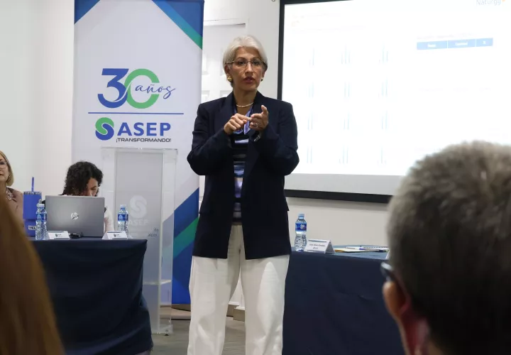 La administradora general de la ASEP, Zelmar Rodríguez Crespo, dejó claro que no basta con anunciar medidas.  “Las acciones deben ser reales y satisfactorias para los clientes”, sostuvo durante la reunión.