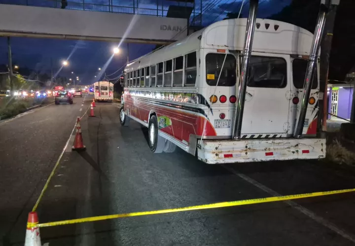 El crimen del estudiante del Institulo Profesional y Técnico de Colón ocurrió dentro de un autobus. 