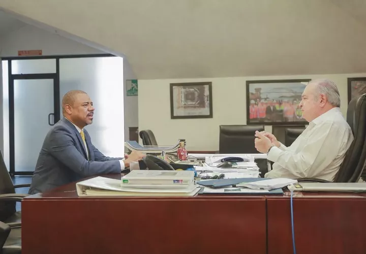Las autoridades enfatizaron que todas las empresas encargadas de las obras en Colón deben mantenerse al día con sus obligaciones fiscales ante el municipio, promoviendo una gestión transparente entre el sector público y el privado.